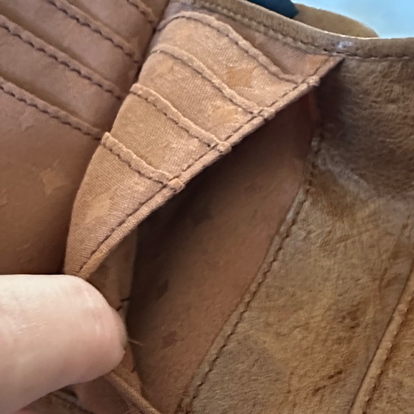 Fossil Vintage Brown and Cream Striped Tri-Fold Leather Wallet - Picture 9 of 14